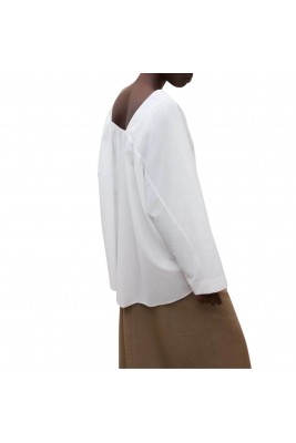 BLUSA DE MUJER CUELLO PICO... 2