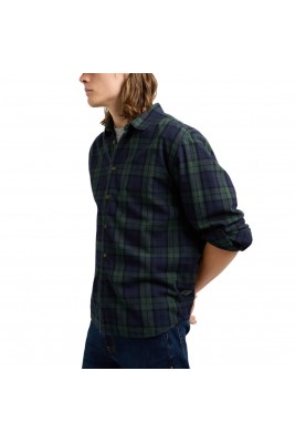 CAMISA CLÁSICA CASUAL FIT...