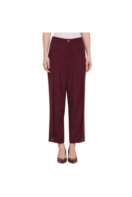 PANTALONES CROPPED CON...